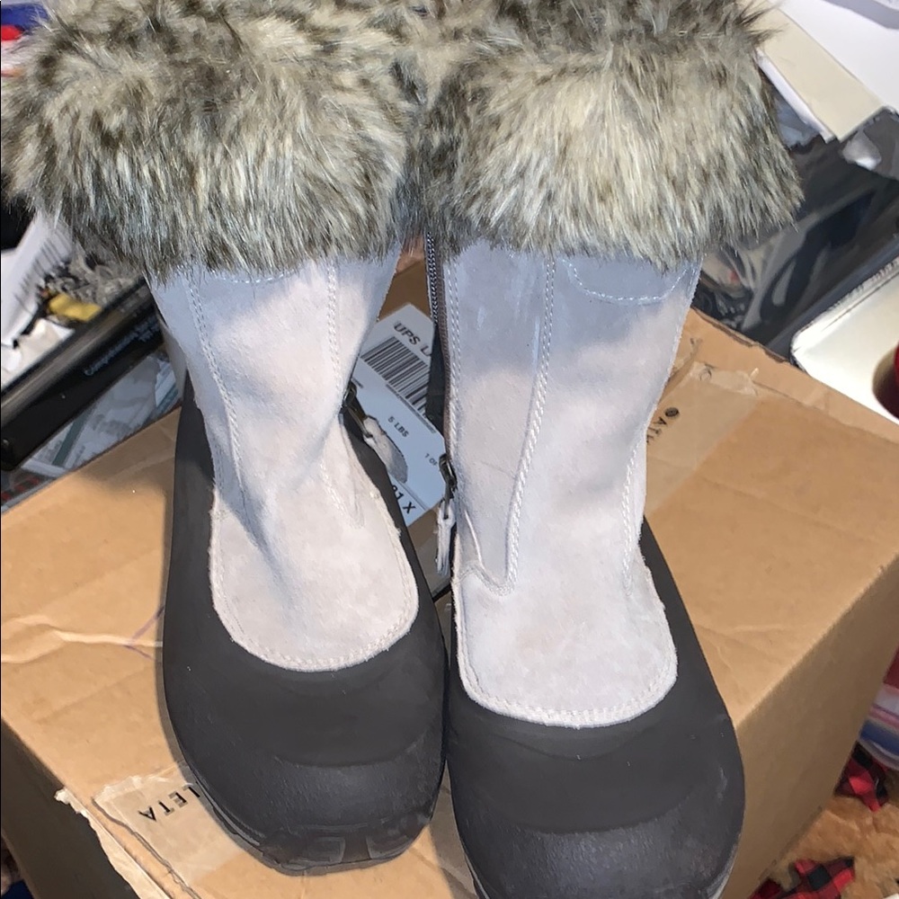 Eddie Bauer Snow Boots Size 6